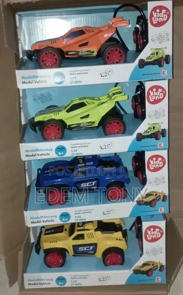 Kidland- Dune Blasters Remote-Controlled Buggies in 1:24 Scale · Photo 2
