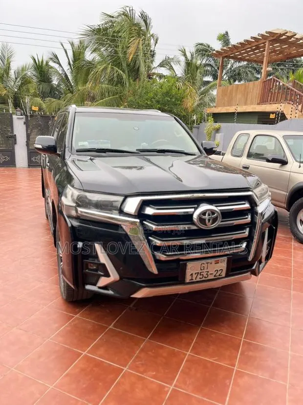 Car Rental- V8 for Rent · Photo 1
