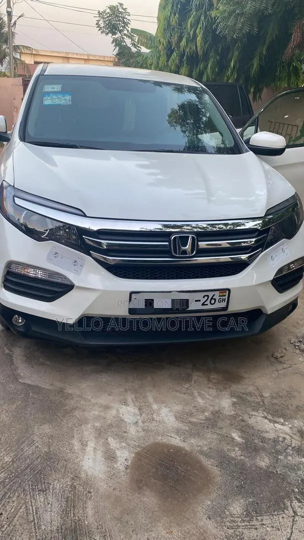 Rent Honda Pilot · Photo 1