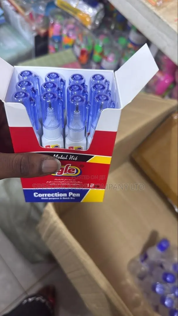 Correction Pen · Photo 2