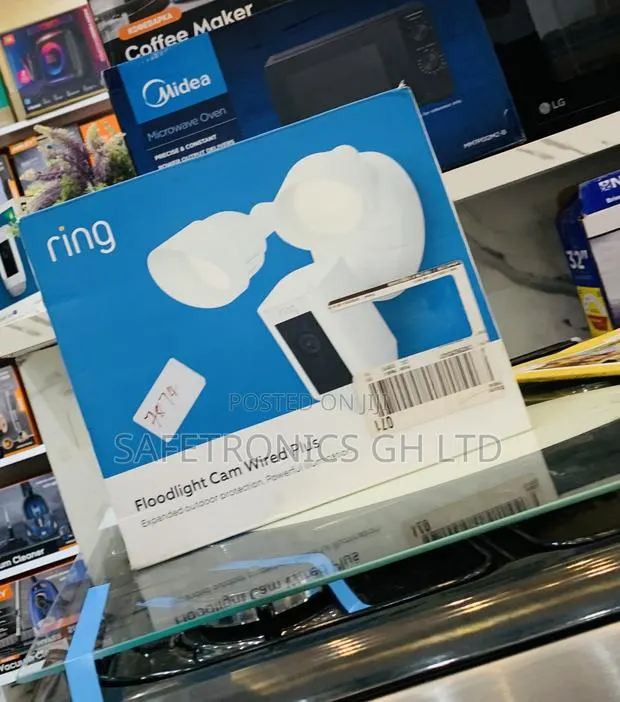 Super Original Ring Floodlight Cam Wired Plus Outdoor Security Camera · Photo 1