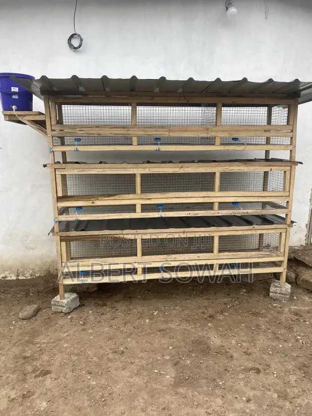 9 Rooms Wooden Rabbit Cage · Photo 3