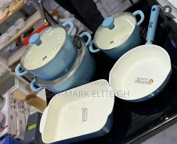5 Set JLO Cereamic Nonstick Cookware · Photo 1