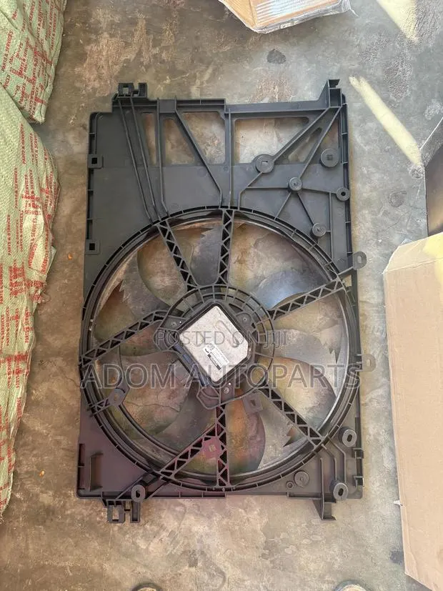 Toyota RAV4 Radiator Fan 2019 2020 2021 2022 2023 2024 2025 · Photo 1