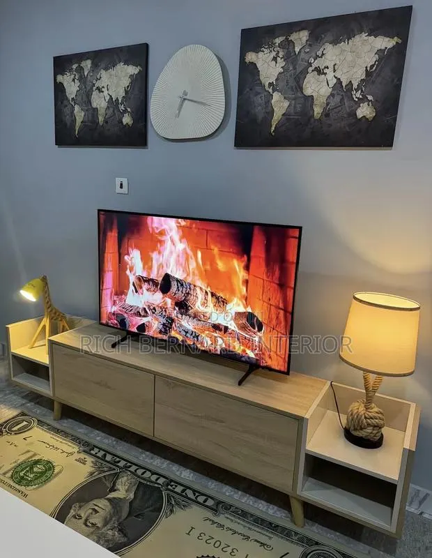 Classic 6 Feet Tv Stand · Photo 1