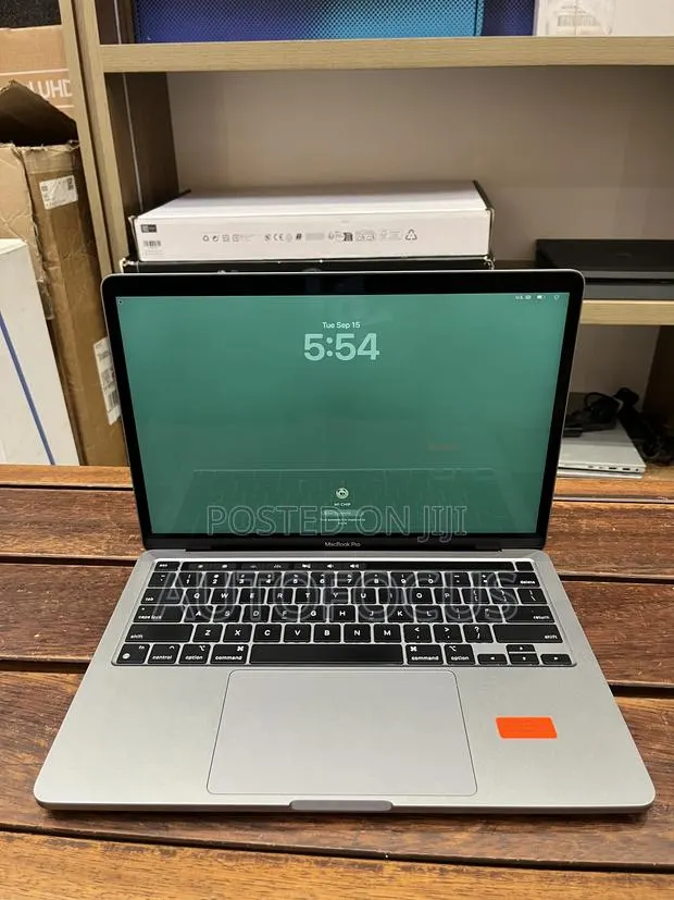 Laptop Apple MacBook Pro 2020 M1 8GB Apple M1 Pro SSD 256GB · Photo 1