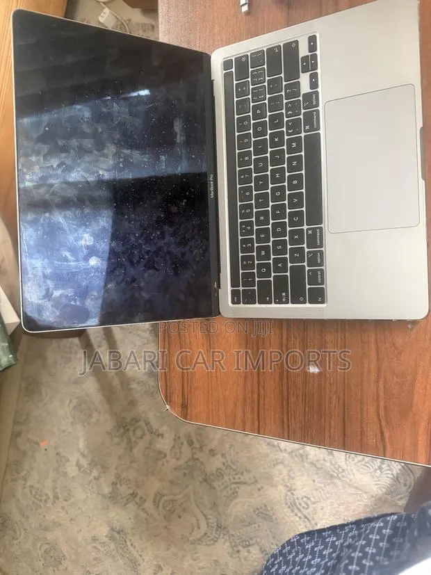 Laptop Apple MacBook 16GB Intel Core i5 SSD 512GB · Photo 1