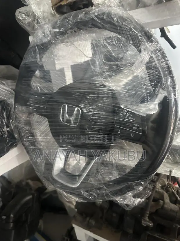 2023-25 Honda CRV Complete Steering Wheel · Photo 1