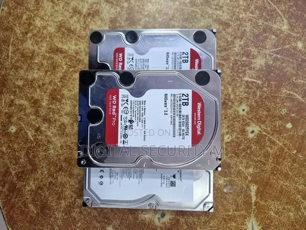 2tb Wd/Seagate Hard Drive · Photo 1