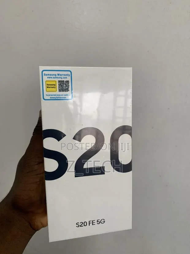New Samsung Galaxy S20 FE 128 GB Blue · Photo 1