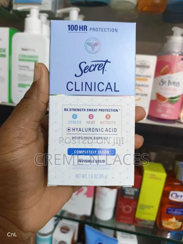 Secret Clinical Strngth 100HR Invisible Solid Antiperspirant Deodorant · Photo 1