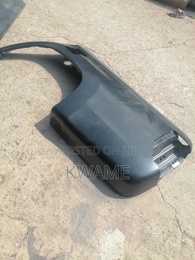 Panel Side Gate /Rear Bucket Fender Mitsubishi200 2020-2025 · Photo 1