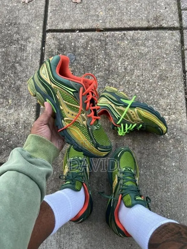 Saucony Progrid Omni 9 · Photo 1