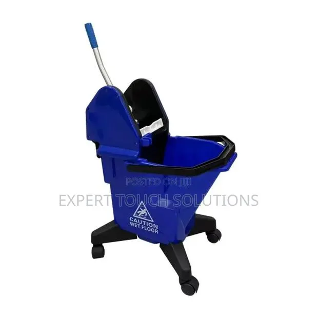 Industrial Mop Bucket · Photo 1