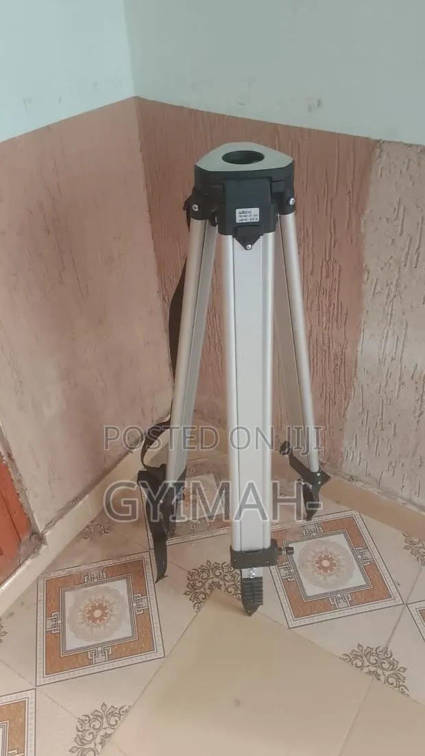 Aluminum Tripod ( for All Survey Equipment) · Photo 1