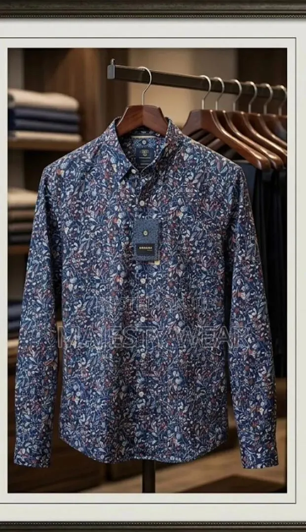 Light Neat Quality Men's Shirt · Photo 1