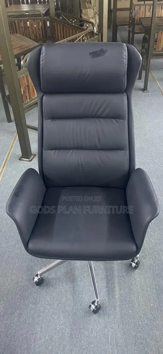 Office Chair 2021a · Photo 1
