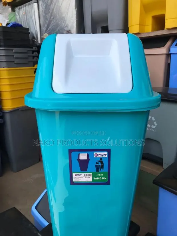 40ltrs Swing Dustbin · Photo 1