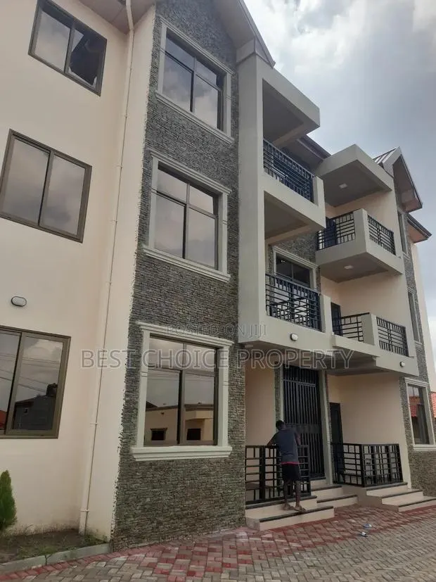 2bdrm Apartment in Adenta Frahfrah, Frafraha for rent · Photo 1