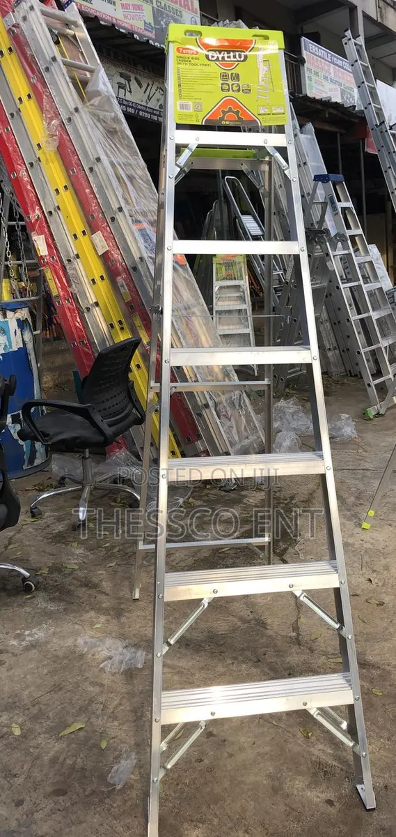 7 Steps Single Side Ladder Dyllu · Photo 1