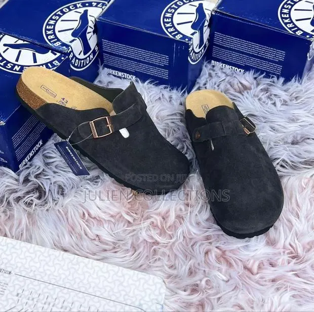 Original Birkenstock Boston in Color Black · Photo 1
