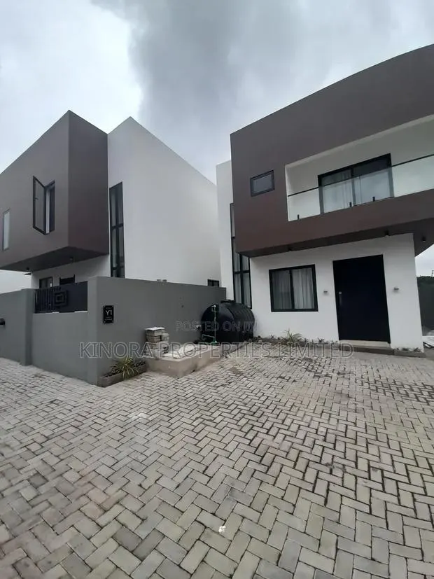 4bdrm Duplex in Westland for rent · Photo 1