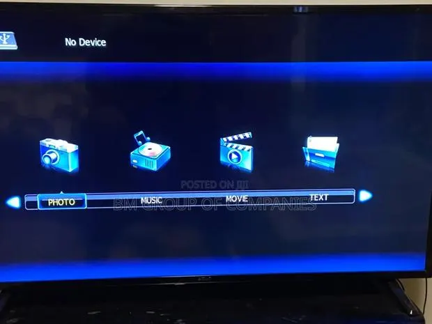 AKAI 43" Digital Satellite LED TV