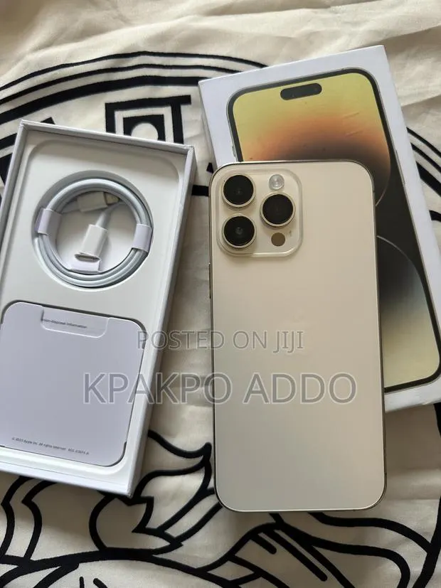 Apple iPhone 14 Pro Max 256 GB Gold · Photo 1