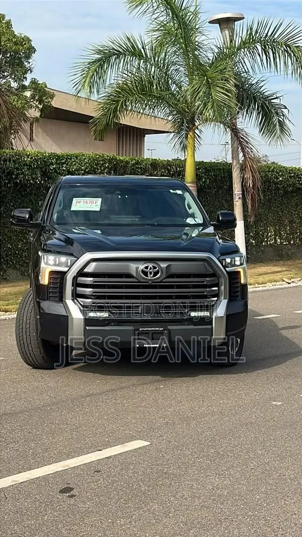 Toyota Tundra Limited 2022 Black · Photo 1