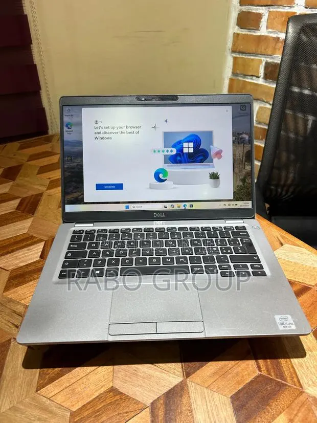 Laptop Dell Latitude 5310 8GB Intel Core i5 SSD 256GB · Photo 1