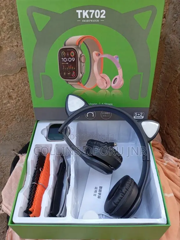 Tk702 Ultra Smart Watch With Headsets Combo - Black · Photo 1