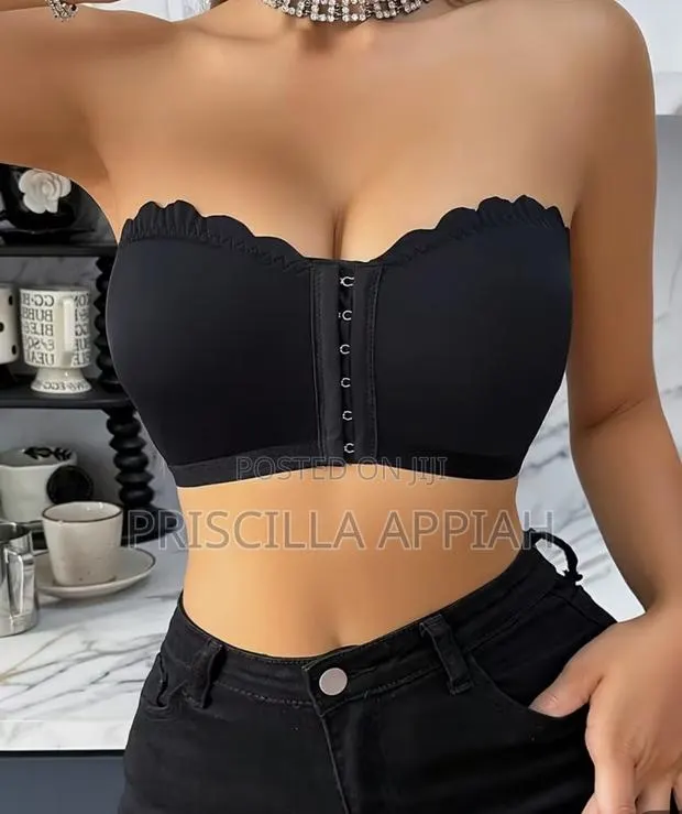Strapless Bra · Photo 1