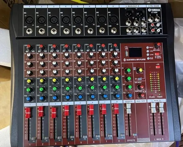 Yamaha CT-80S 8-Channel Mixer · Photo 1
