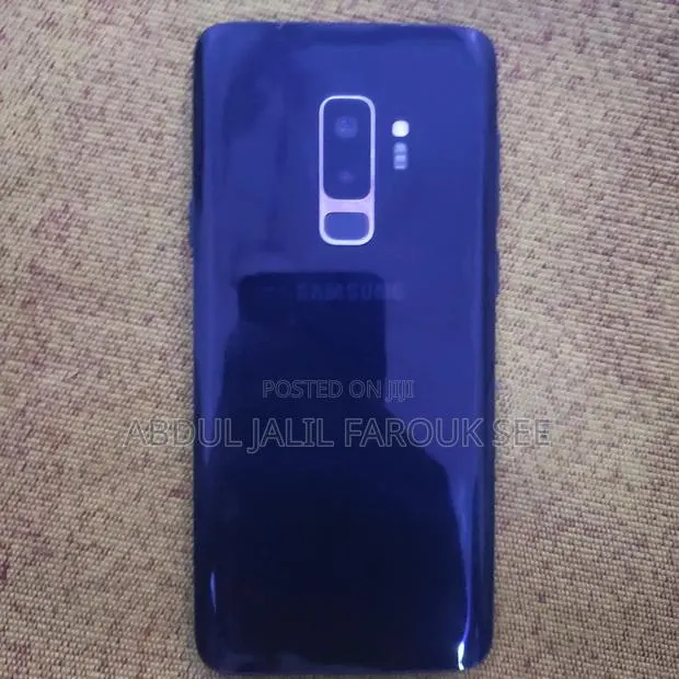 Samsung Galaxy S9 Plus 64 GB Black · Photo 1