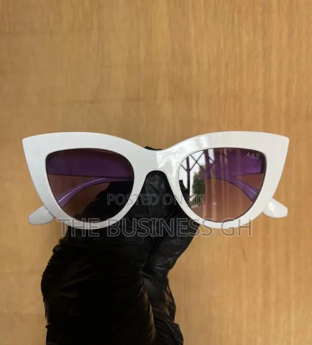 Women’S Cateye Glasses (White) · Photo 1