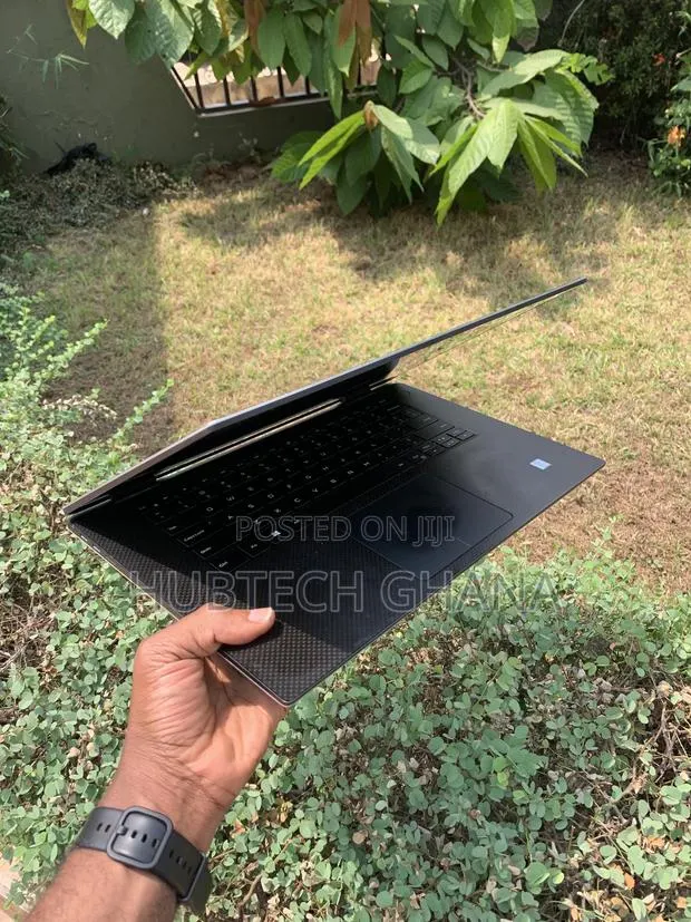 Laptop Dell XPS 15 16GB Intel Core i7 SSD 256GB · Photo 1