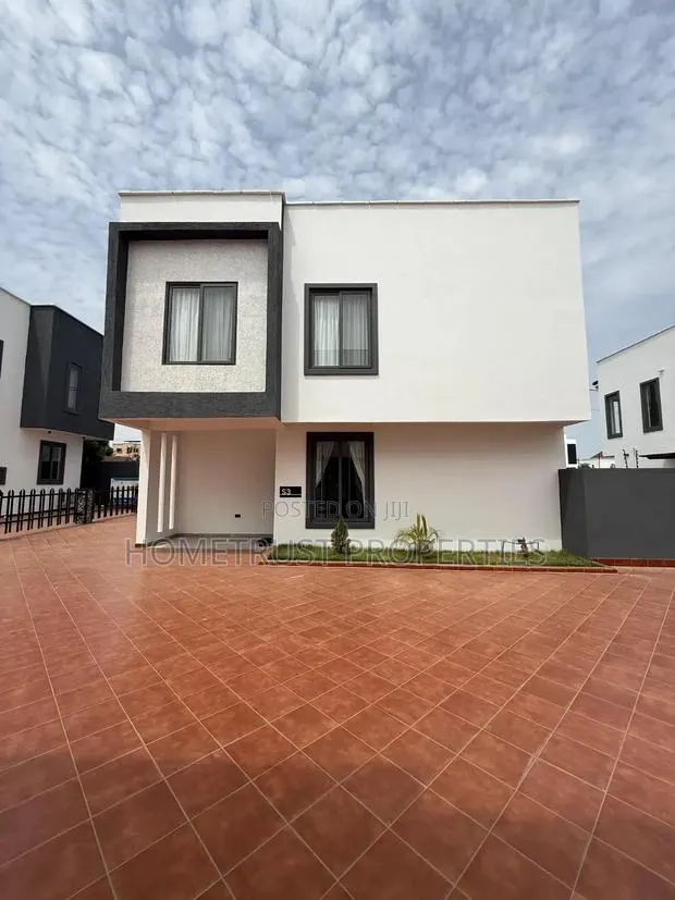Furnished 3bdrm Duplex in East Legon, American House for rent · Photo 1