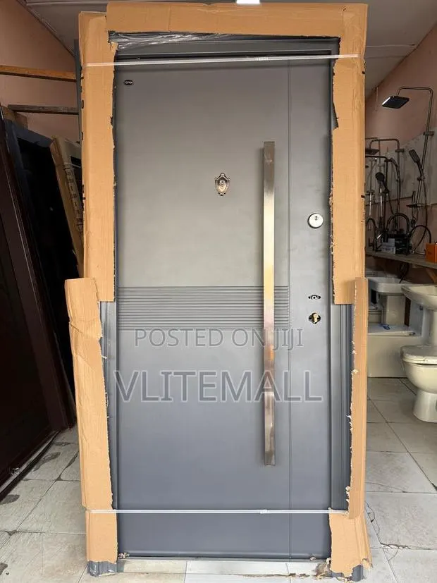 Single Italian Security Door · Photo 1