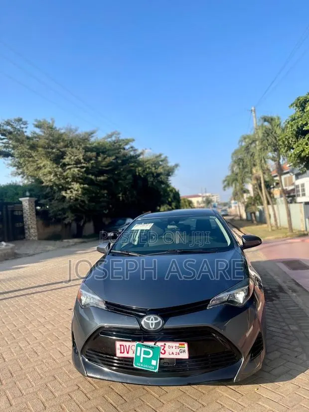 Toyota Corolla 2018 · Photo 1
