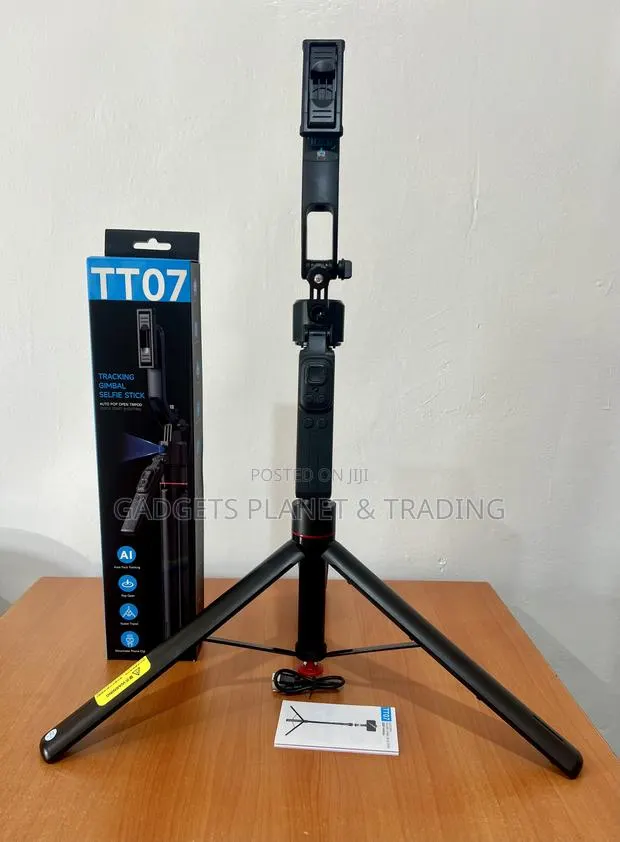 Pop Open Ai Face Tracking Quadrapod Gimbal Selfie Stick - Tt07 · Photo 1