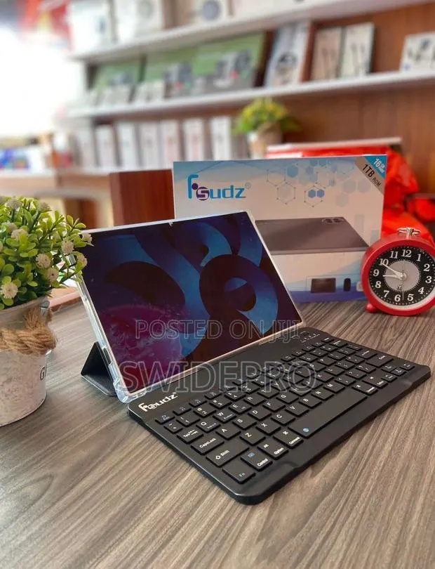 New Tablet 1 TB Black · Photo 1
