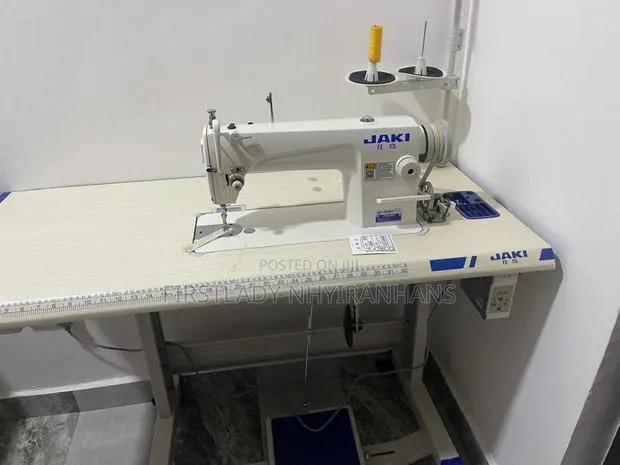 Slightly Used Sewing Machine and Knitting Machine · Photo 2