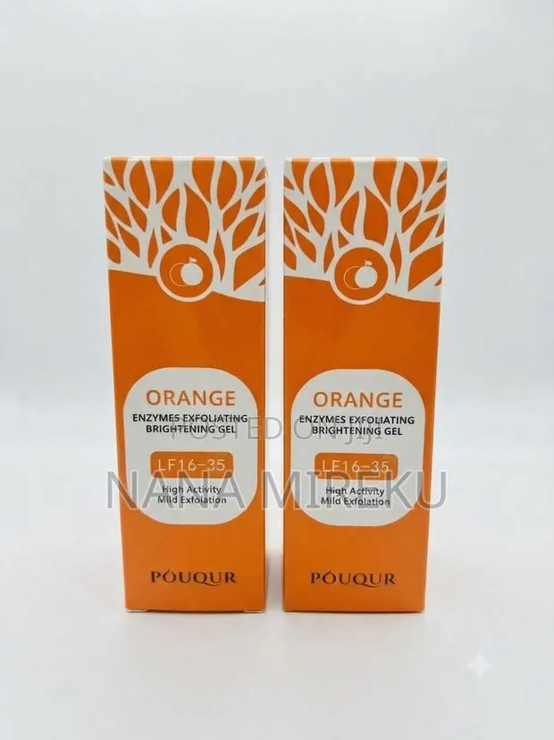 Vitamin C Exfoliating and Brightening Gel · Photo 1