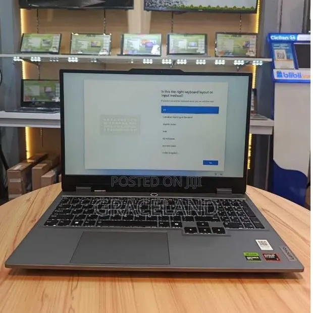 New Laptop Lenovo LOQ 15ARP9 16GB AMD Ryzen 7 SSD 1T · Photo 1