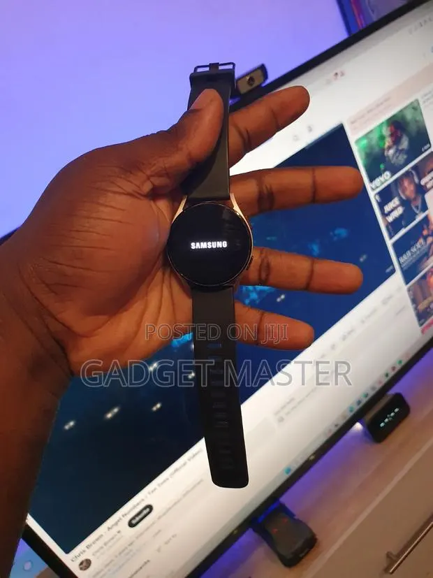 Samsung Galaxy Watch 4 · Photo 1