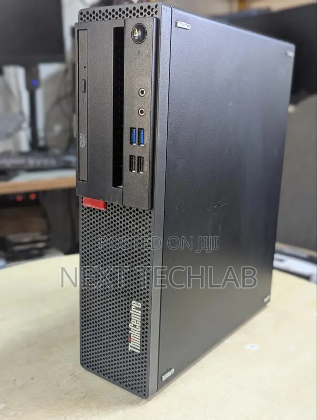 Desktop Computer Lenovo ThinkCentre M720 SFF 8GB AMD Ryzen 5 SSD 256GB