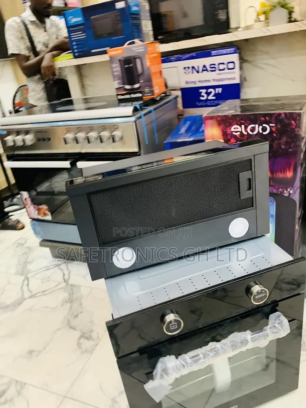 Neatly Sealed Kenwood 90cm Extractor Black (Range Hood). · Photo 1