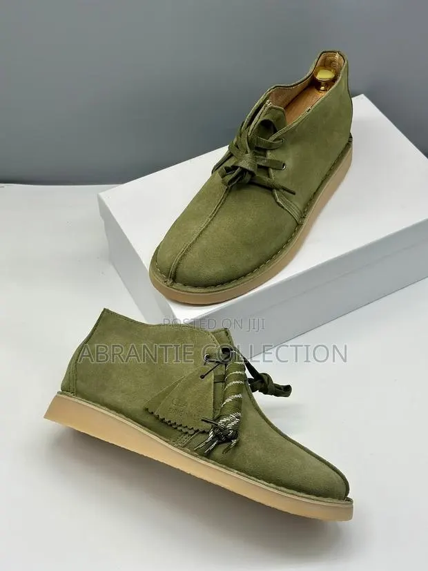 New Clarks Originals Dessert Trek · Photo 1