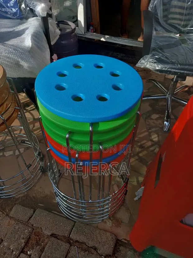 Potable Round Chair · Photo 1