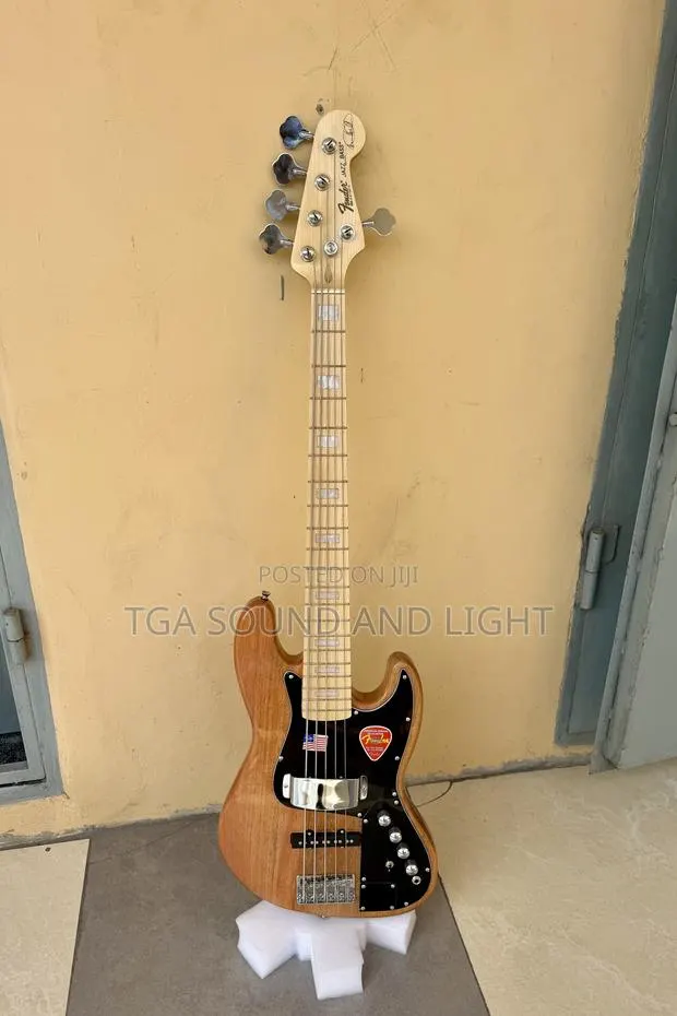 Fender 5 Strings Active Jazz Bass Guitar[Free Bag,Strap] · Photo 1